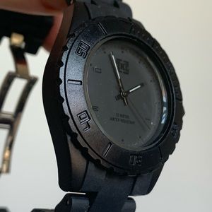 KR3W Phantom Black Watch